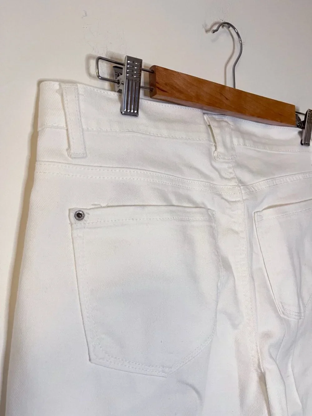 Curve Appeal White High Rise Wide Leg Crop Jeans Women's Size 10/30 Stretch